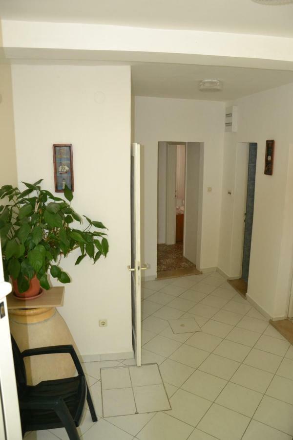 Apartments Pavla Orebic Exterior photo